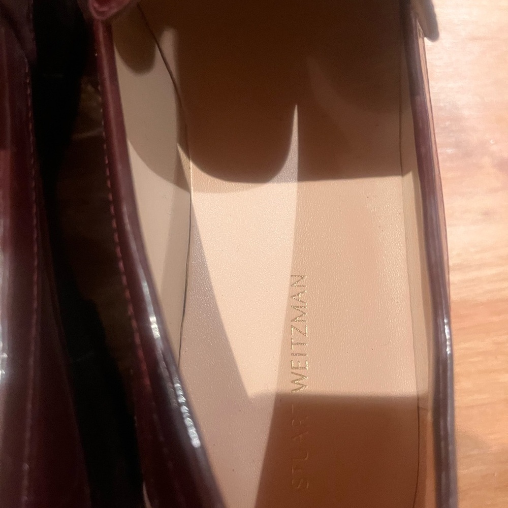 Stuart Weitzman lug sole Loafers in oxblood with Gold Buckle - Picture 6 of 7